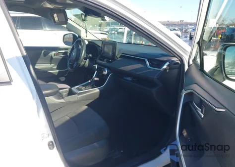 2019 Toyota Rav4 Xle from USA, damaged, VIN JTMP1RFVXKD044893